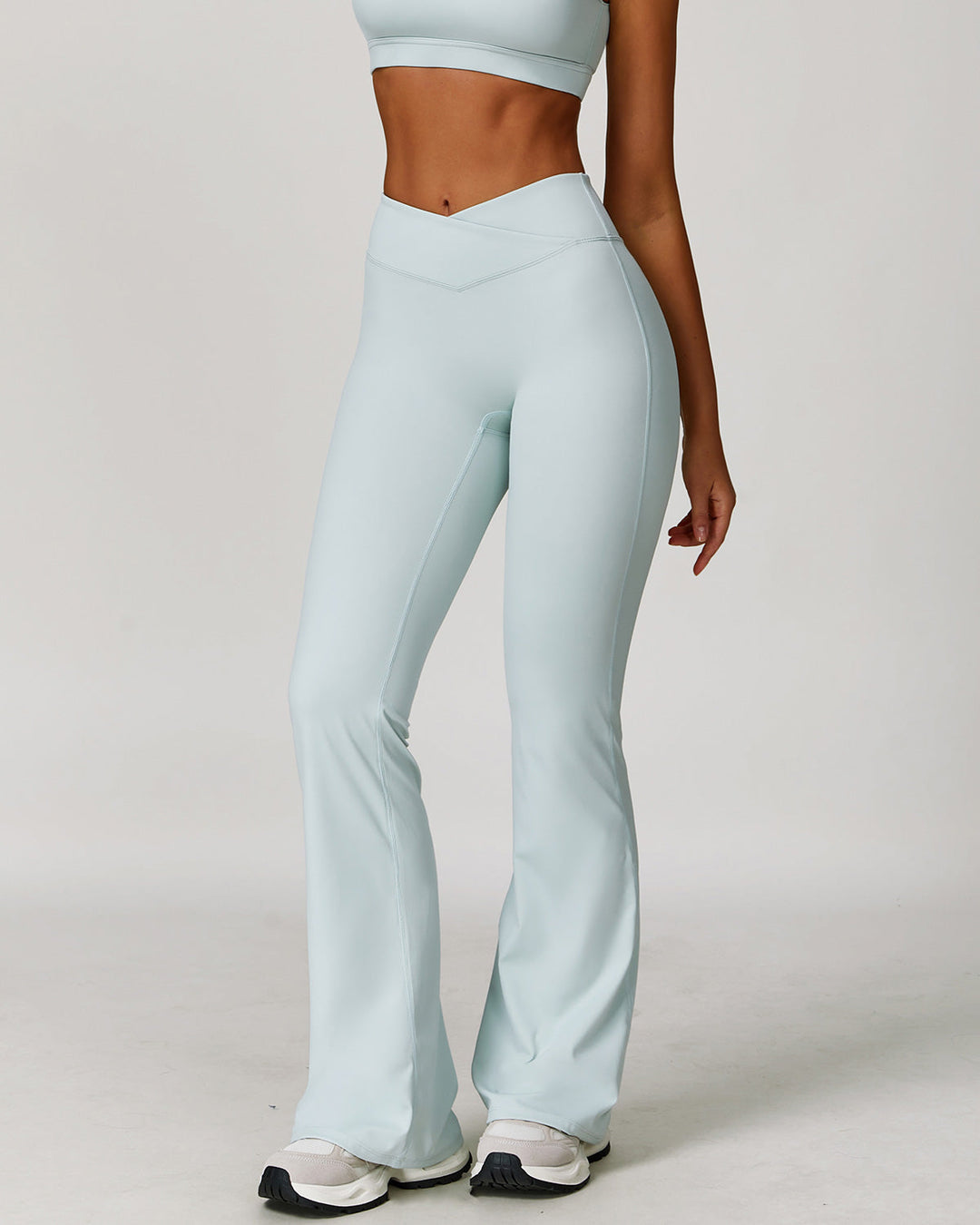 LIRA - Flare Leggings