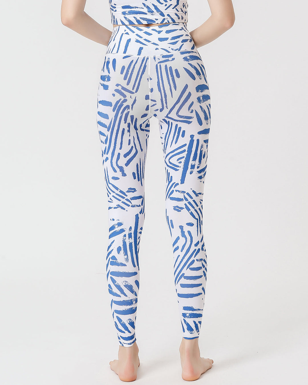 VYRA | Contour Leggings