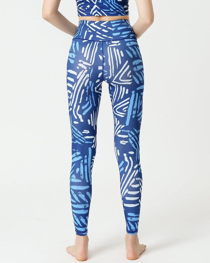 VYRA | Contour Leggings