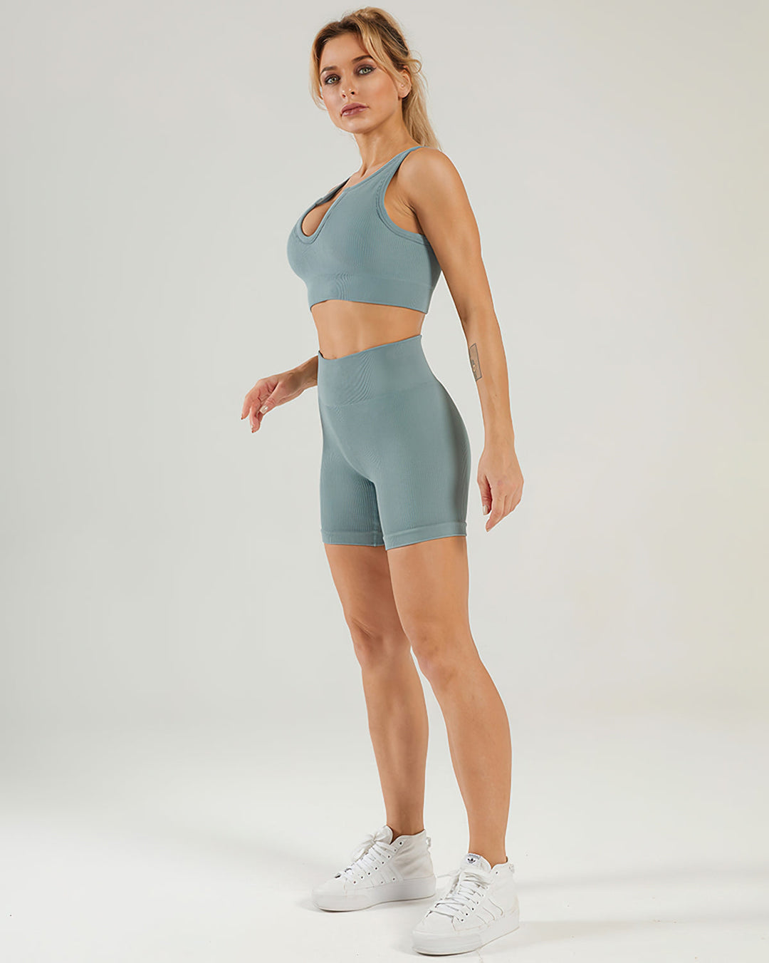 SELUNE | Keyhole Sports Bra
