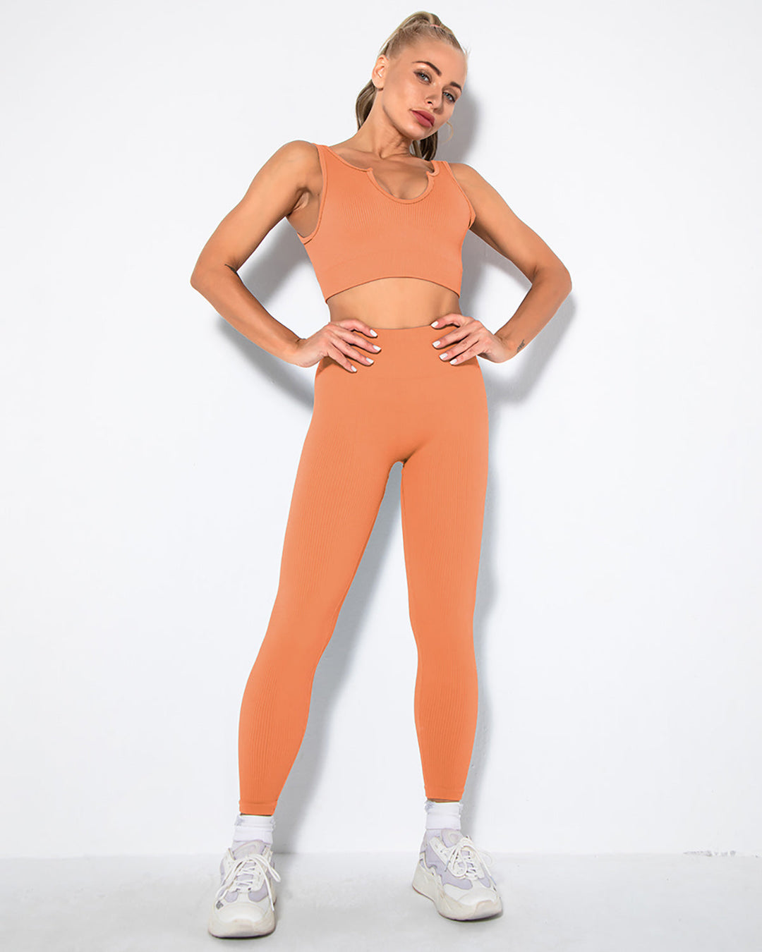 SELUNE | Keyhole Sports Bra