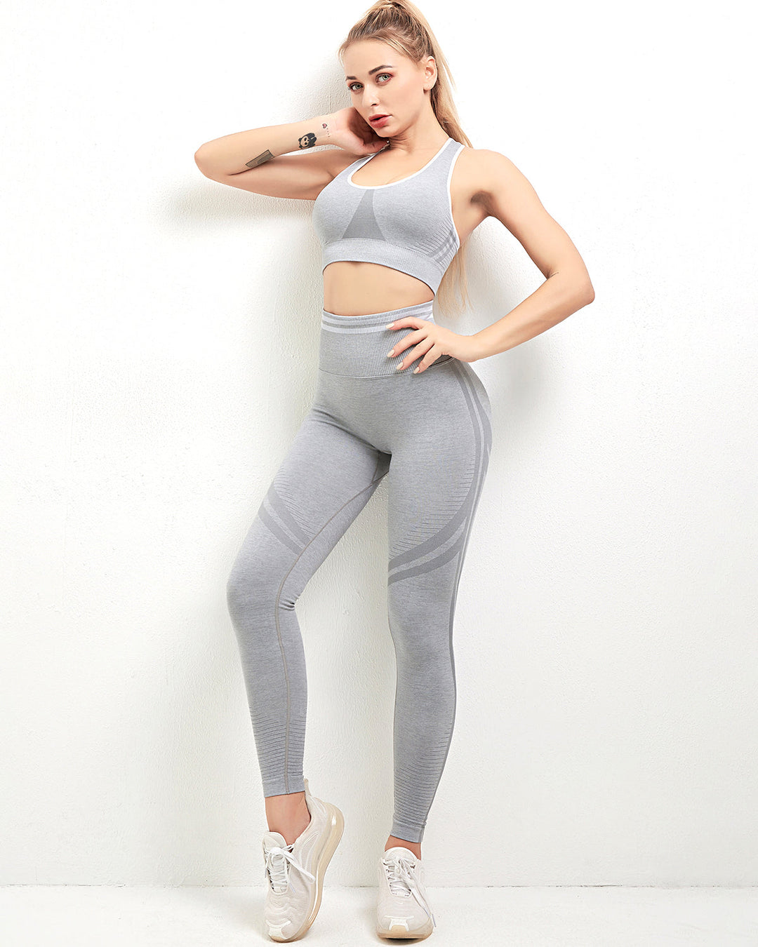 ELARA | Seamless Scrunch Leggings