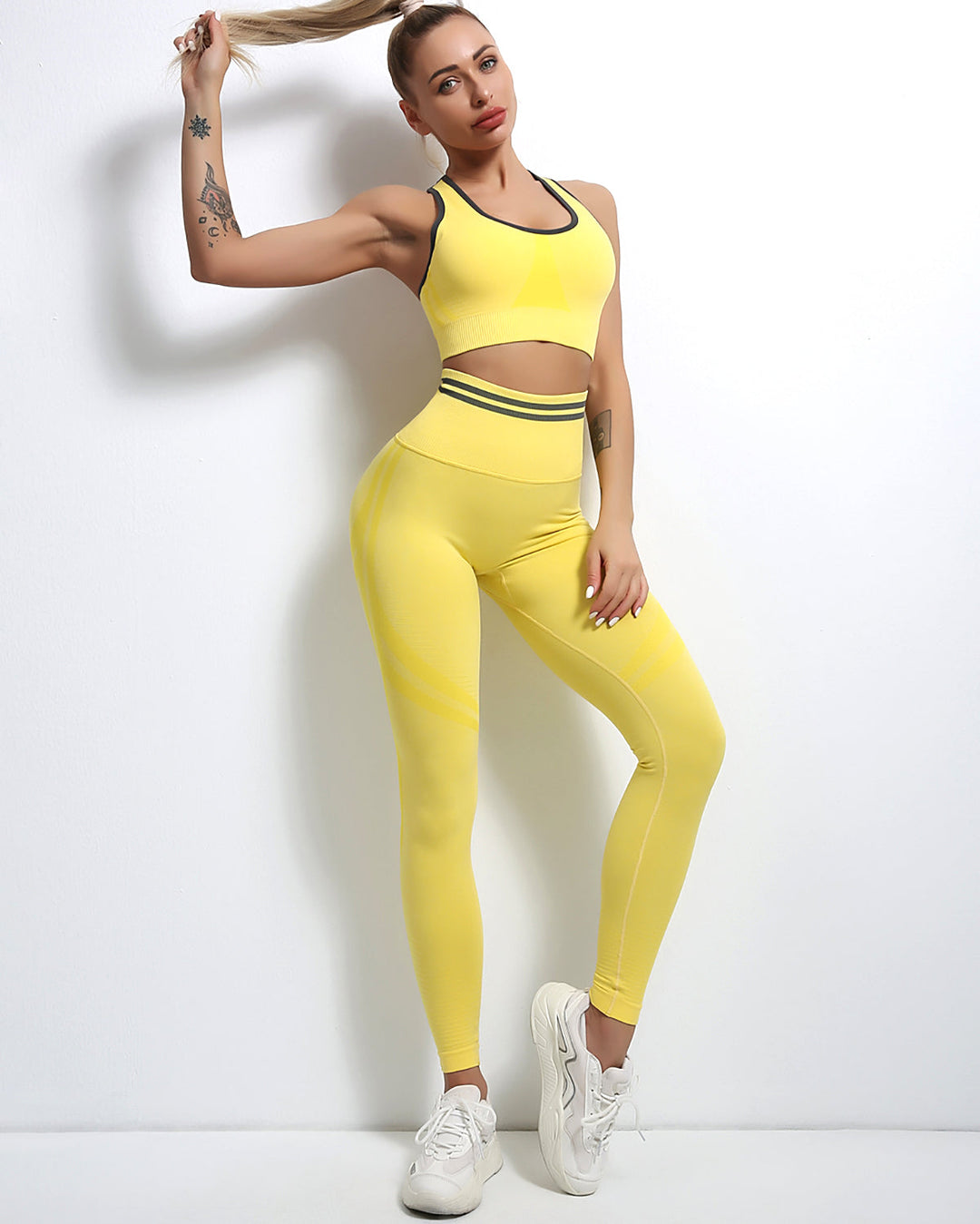 ELARA | Seamless Scrunch Leggings